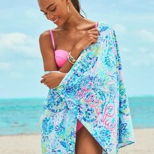 Lilly Pulitzer Shell Of a Party Beach Towel NWT
